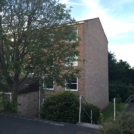 Canterbury Court *